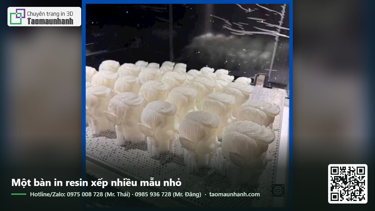 Một bàn in resin xếp nhiều mẫu nhỏ